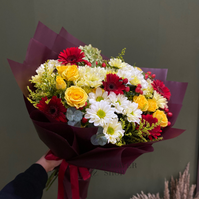 Сборный букет «Яркая весна»