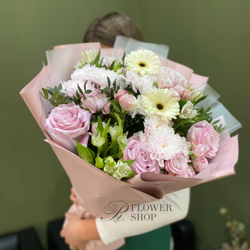 Сборный букет «Незнакомка»