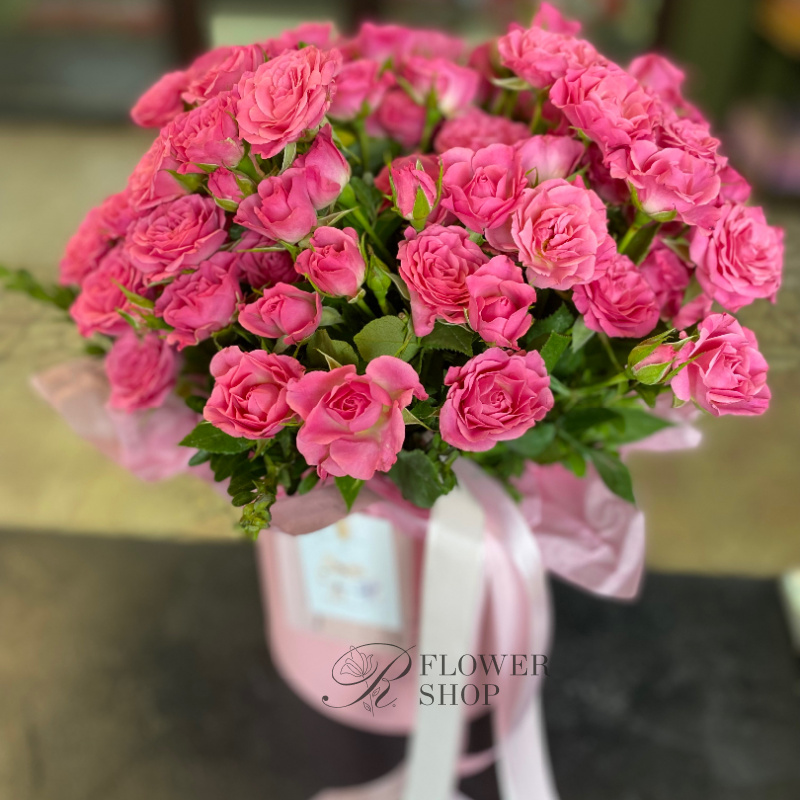 Цветы в шляпной коробке «Эмма»