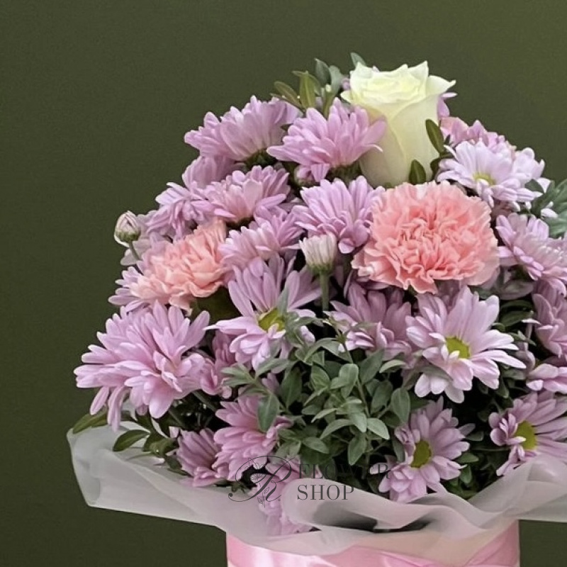 Цветы в коробке «Сердце любимой» 1